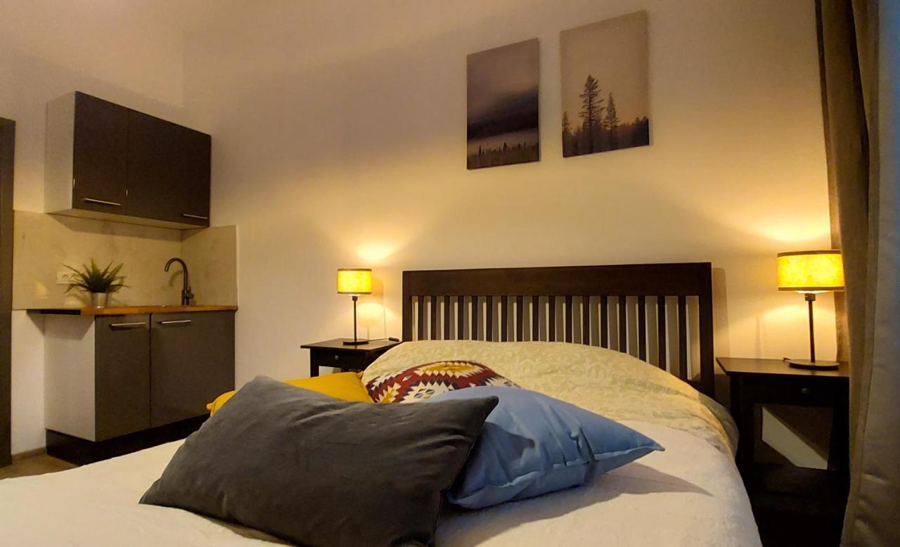 Amzei Studios & Suites Bukares Bagian luar foto