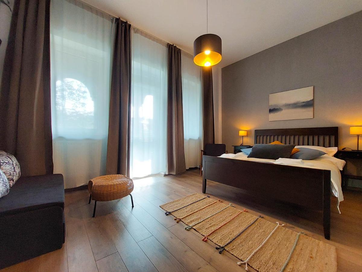 Amzei Studios & Suites Bukares Bagian luar foto